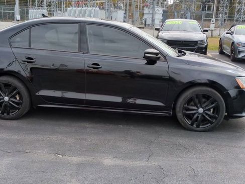Used 2018 Volkswagen Jetta Sport image 9