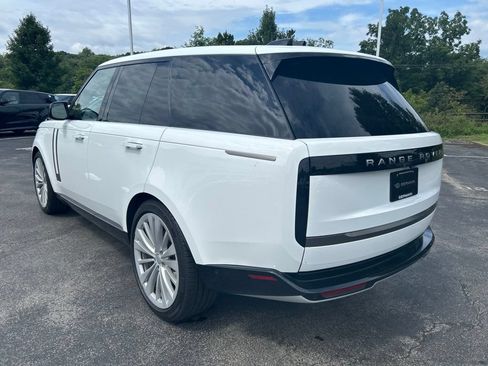Certified 2025 Land Rover Range Rover SE AWD/4WD image 3
