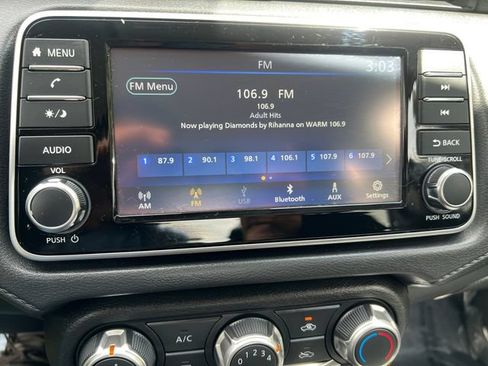 Used 2025 Nissan Versa S w/ Trunk Package FWD image 20