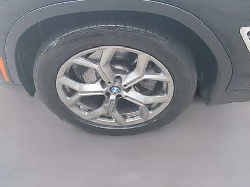 Used 2024 BMW X3 xDrive30i w/ Premium Package w/ZPA AWD/4WD image 34