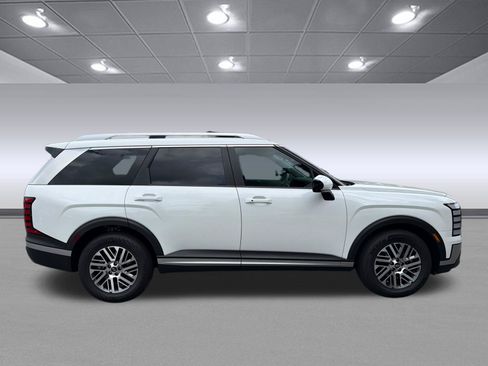 Used 2026 Hyundai Palisade SEL FWD image 6
