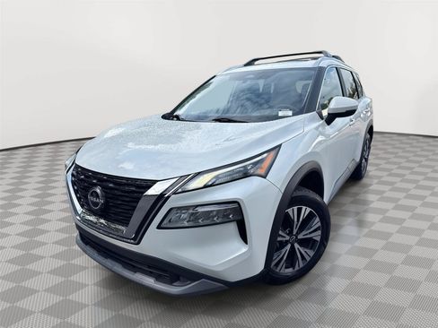 Used 2023 Nissan Rogue SV w/ SV Premium Package FWD image 2