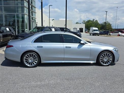 Certified 2022 Mercedes-Benz S 580 4MATIC Sedan image 2