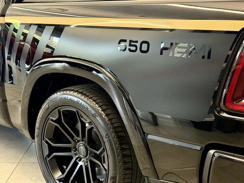 New 2026 RAM 1500 Big Horn AWD/4WD image 13