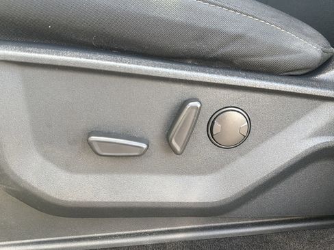 Used 2022 Ford F150 XLT w/ Equipment Group 302A High image 27