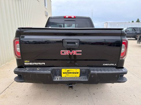 Used 2018 GMC Sierra 1500 Denali w/ Denali Ultimate Package AWD/4WD image 6