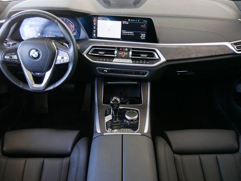 Used 2022 BMW X5 xDrive40i w/ Premium Package AWD/4WD image 14