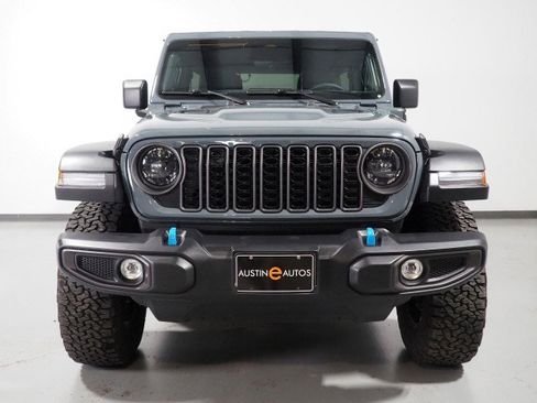 Used 2025 Jeep Wrangler Unlimited Rubicon 4xe w/ Safety Group AWD/4WD image 43