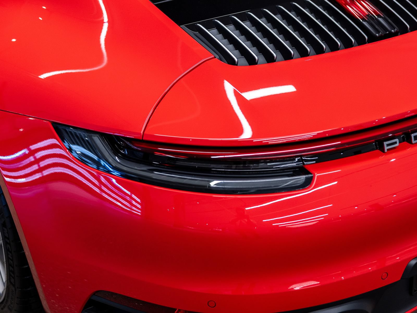 Certified 2020 Porsche 911 Carrera 4S AWD/4WD image 23