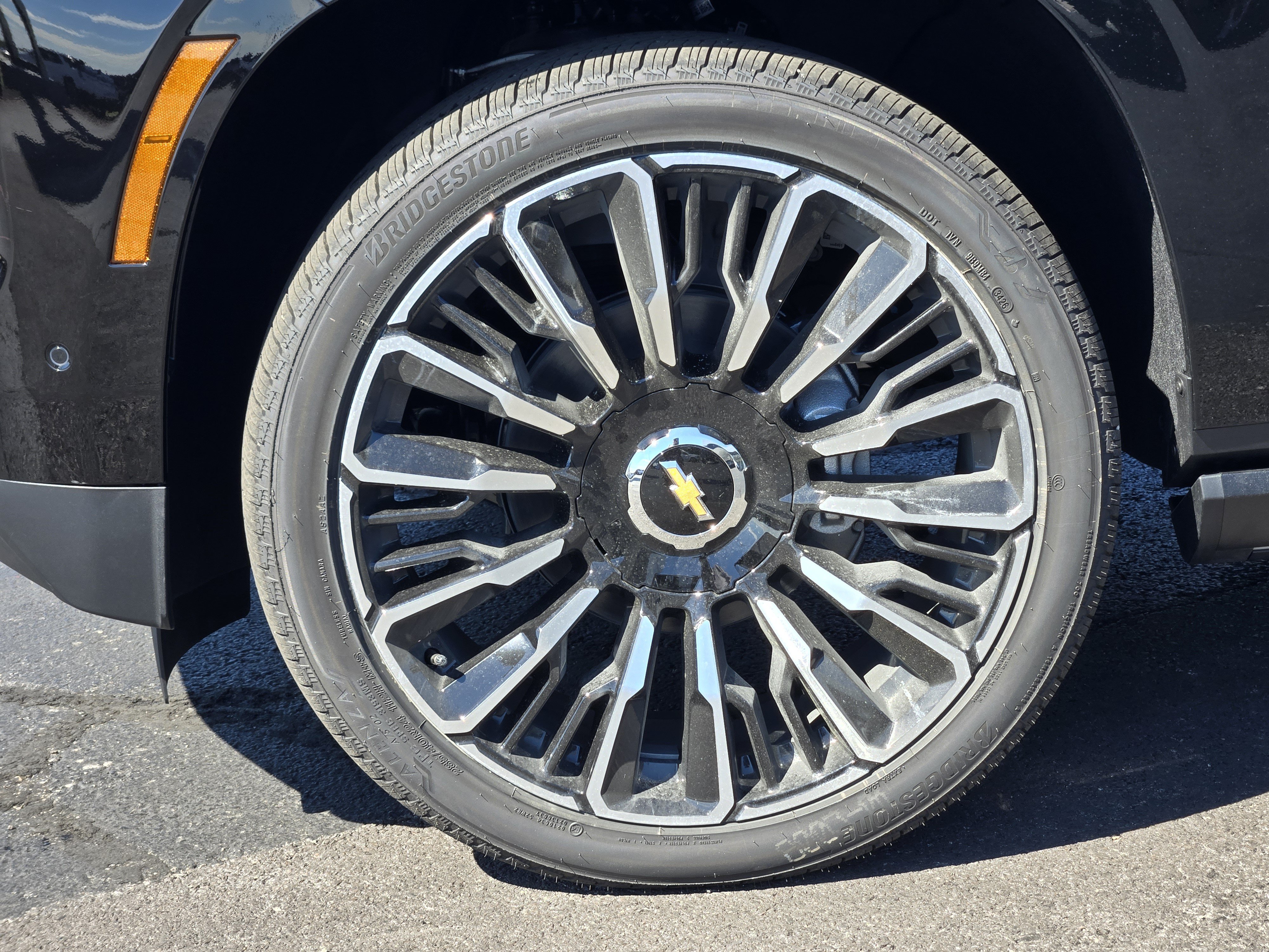 New 2027 Chevrolet Tahoe High Country AWD/4WD image 10