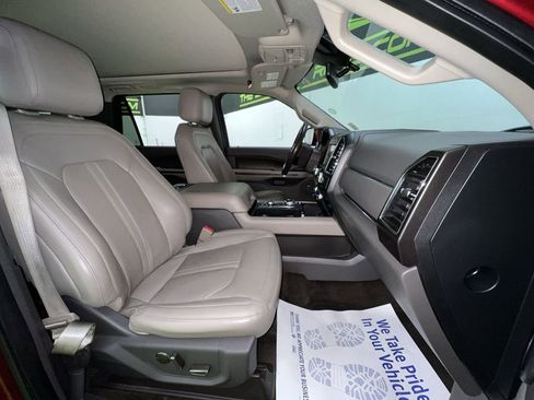 Used 2018 Ford Expedition Max Limited w/ Equipment Group 302A AWD/4WD image 31