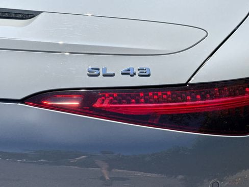 Certified 2023 Mercedes-Benz SL 43 AMG image 25