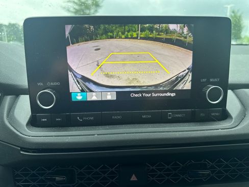 Used 2024 Honda Accord LX image 27