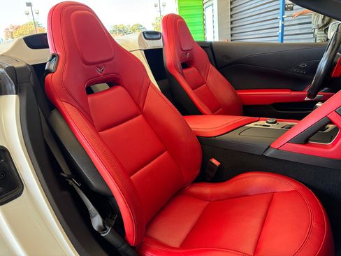 Used 2019 Chevrolet Corvette Grand Sport w/ Z07 Performance Package image 30