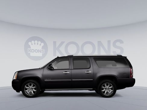 Used 2016 GMC Yukon XL Denali w/ Open Road Package AWD/4WD image 2