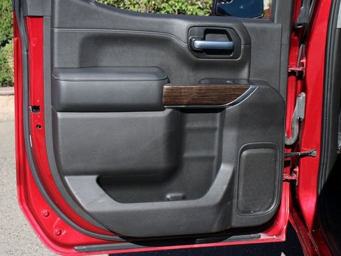 Used 2020 GMC Sierra 1500 Elevation image 31