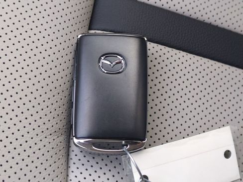 New 2026 MAZDA CX-90 3.3 Turbo w/ Preferred Package image 28