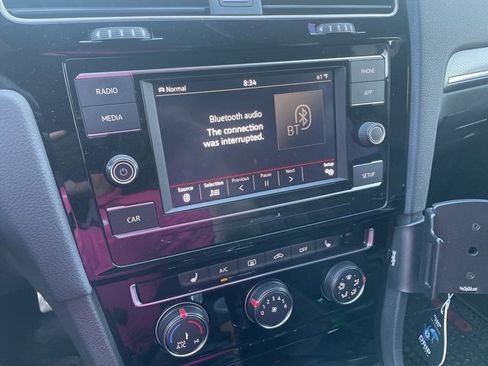 Used 2018 Volkswagen GTI S image 2