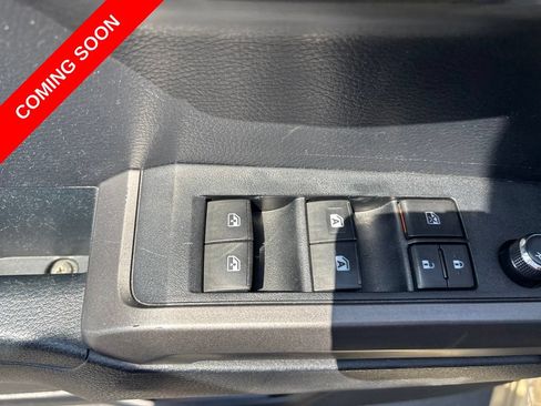 Used 2018 Toyota Tacoma TRD Sport RWD image 16