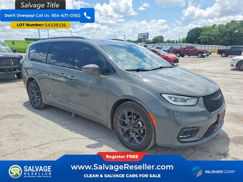 Used 2022 Chrysler Pacifica Touring-L w/ S Appearance Package FWD image 5