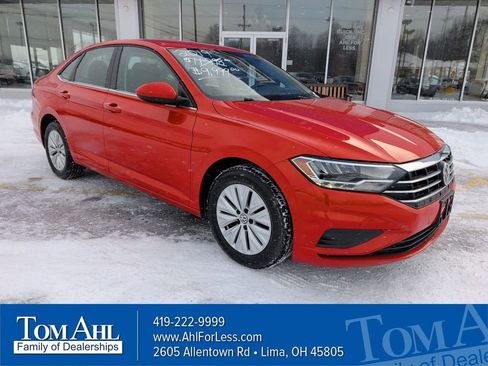 Used 2019 Volkswagen Jetta S image 1