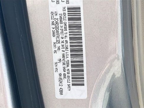 Used 2019 Dodge Grand Caravan SE FWD image 32