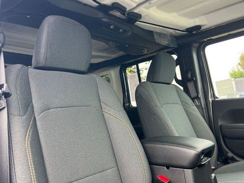 New 2026 Jeep Wrangler Unlimited Sport image 17