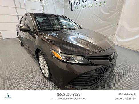 Used 2020 Toyota Camry LE FWD image 1