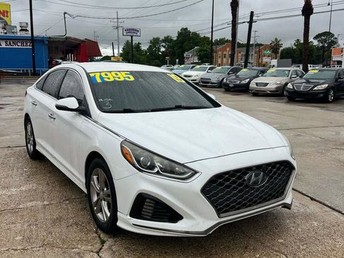 Used 2019 Hyundai Sonata SEL w/ Tech Package 02 FWD image 2