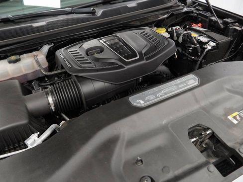 Certified 2024 Jeep Grand Wagoneer Series III w/ Rear Seat Video Group 1 image 57