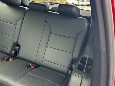 Certified 2024 Chevrolet Traverse RS image 41