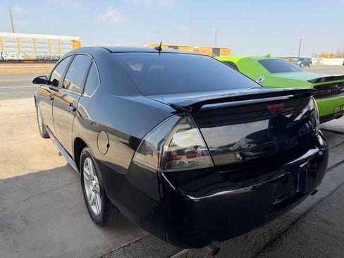 Used 2014 Chevrolet Impala LT w/ LT Sunroof Package image 16