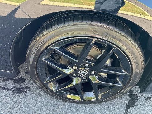 Used 2025 Honda Civic Sport image 18