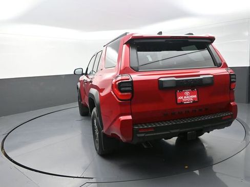 Used 2026 Toyota 4Runner SR5 AWD/4WD image 95
