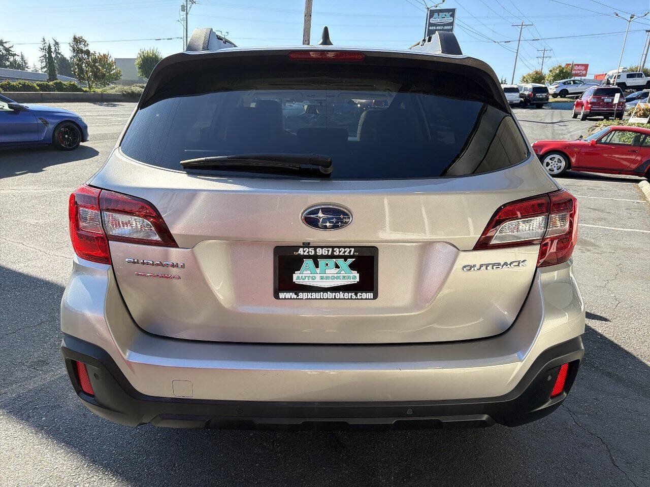 Used 2018 Subaru Outback 2.5i Limited AWD/4WD image 5