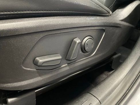 Used 2023 Kia Sorento SX image 7