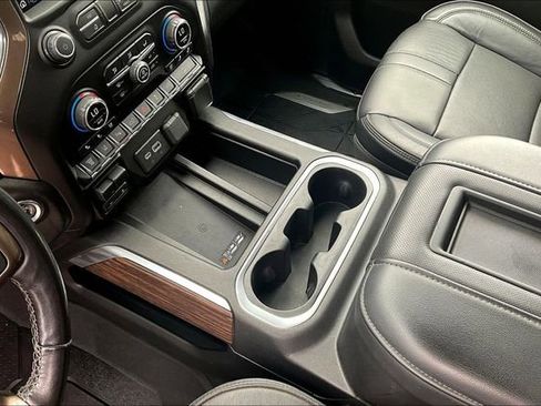 Used 2020 Chevrolet Silverado 2500 High Country w/ Technology Package AWD/4WD image 20