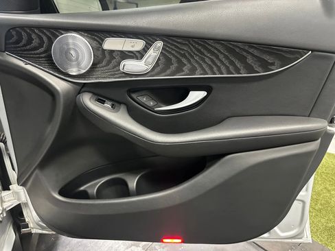 Used 2018 Mercedes-Benz GLC 300 4MATIC Coupe image 27