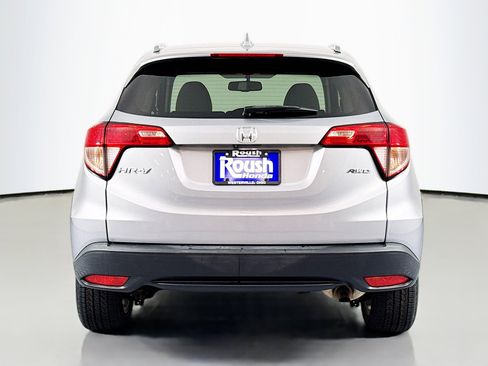 Certified 2017 Honda HR-V EX-L image 6