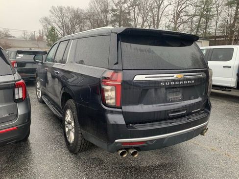 Used 2023 Chevrolet Suburban Premier image 14