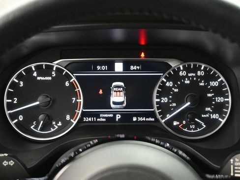 Used 2023 Nissan Rogue SL w/ SL Premium Package FWD image 9