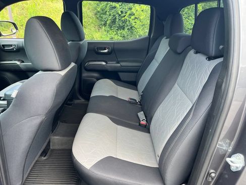 Used 2021 Toyota Tacoma TRD Off-Road w/ Blackout Package (TMS) AWD/4WD image 28
