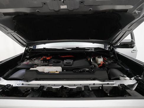 Used 2024 Toyota Tundra Limited image 3