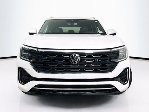 Used 2024 Volkswagen Atlas Cross Sport SEL R-Line AWD/4WD image 6