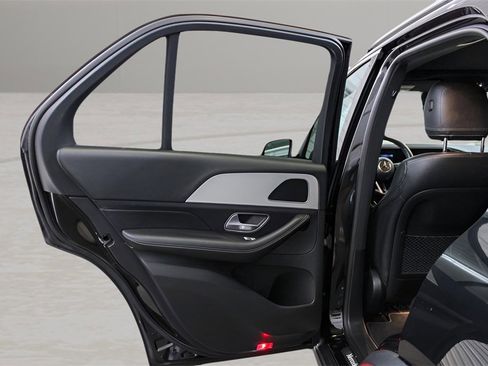 Used 2024 Mercedes-Benz GLE 350 4MATIC image 18