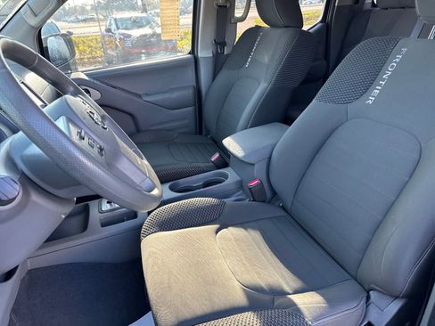 Used 2019 Nissan Frontier Desert Runner image 23