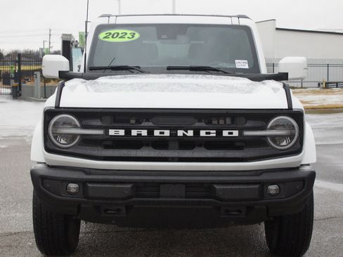 Used 2023 Ford Bronco Outer Banks image 25