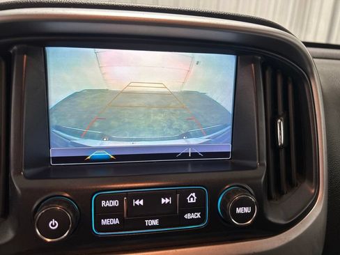 Used 2018 Chevrolet Colorado LT AWD/4WD image 26