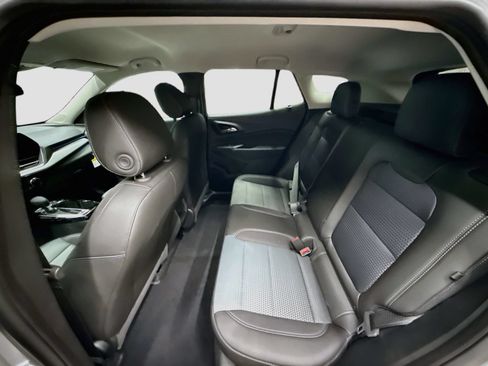 New 2026 Chevrolet Trax LT w/ Driver Confidence Package FWD image 27