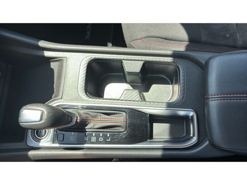 Used 2025 Nissan Sentra SR FWD image 16